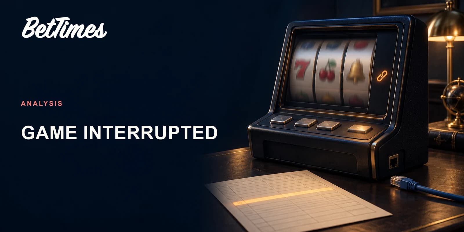 A paused unbranded casino game screen beside a disconnected network cable and an unresolved round record.